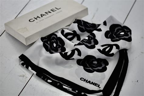 Chanel Sjaal .